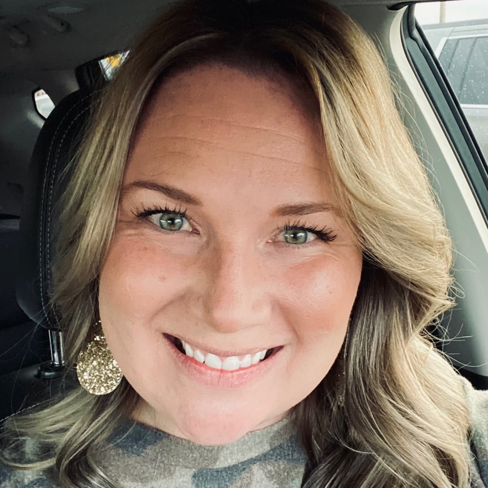 Meet your Posher, Lisa